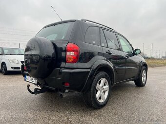 Toyota RAV4 2,0D nafta, 85kW, MT5, rok:02.2006. - 5