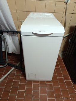 Práčka Elektrolux 5,5 kg - 5