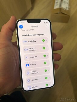 Apple iPhone 13 256GB - 5