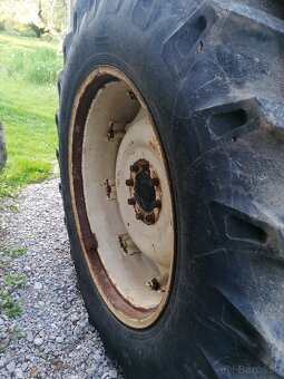 Vymením pneumatiky a disky Zetor - 5