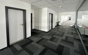 Klim. kancel. celok (660 m2, 5k+, kuch., meeting., WC, KE-J) - 5