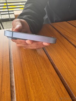iPhone 14 plus 128gb modrý - 5