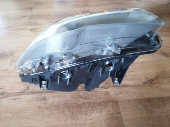 BMW F10 F11 pravý xenon 63117203246 bez AHL - 5