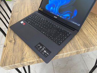 15.6"/Acer Notebook/4GB RAM DDR5/128GB NVMe SSD/AMD Radeon - 5