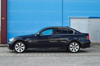 BMW E90 Rad 3 325i A/T - 5