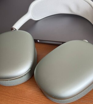 Apple AirPods Max Green - 5