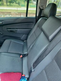 Predam opel zafira - 5