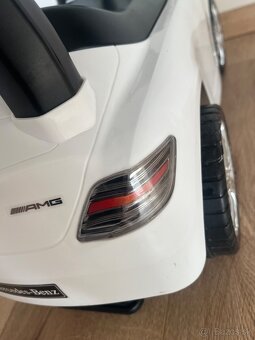 Mercedes AMG odrážadlo Buddy toys - 5