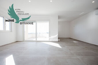 Luxusný apartmán s výhľadom na more len 30m od mora so 4x sp - 5