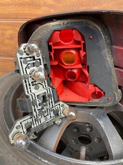 Zadné pravé svetlo VW Golf IV - 5