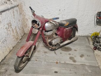 Jawa 250 559 - 5