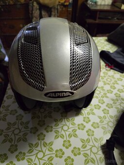 Prilby a okuliare nalyžovanie - 5