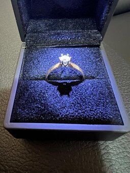 Zlatý dámsky prsteň - prstene - 5