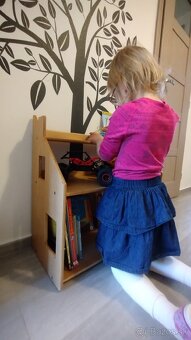 Montessori detská knižnica regál Domček - 5