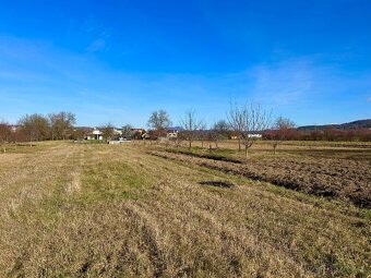 Slnečný stavebný pozemok, Beluša - 5