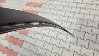 Tesla Y spoiler original - 5