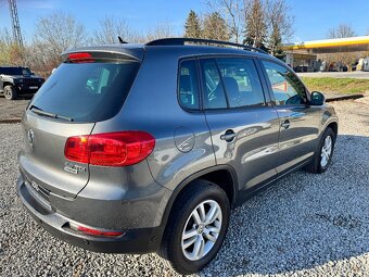 Volkswagen Tiguan 2.0 TDI Trendline - 5