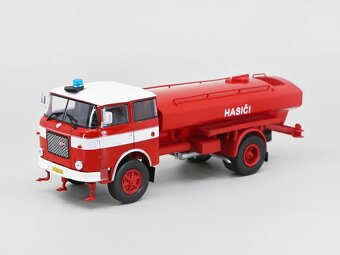 ŠKODA 706 RTH hasiči prémiový model 1/43 DeaGostini - 5