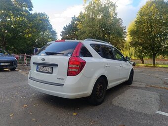 Kia Ceed Combi 2,0 CRDI - 5