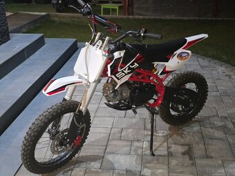 Predám Pitbike SKy 125ccm ako nova - 5