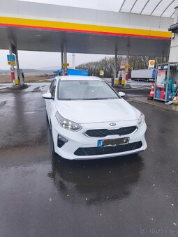 Kia ceed sw - 5