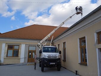 Vysokozdvižná plošina 4x4 PARTIZÁNSKE - 5