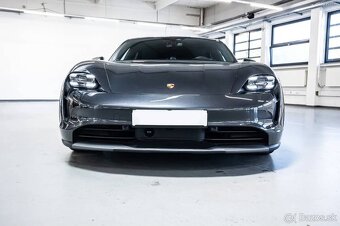 Porsche Taycan - 5