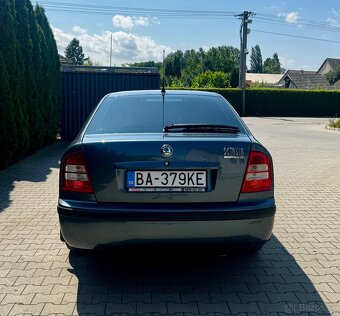 Škoda Octavia 1.6 75kW Benzín Elegance TOP - 5