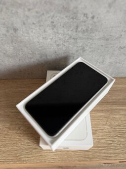 iPhone 11 - 5