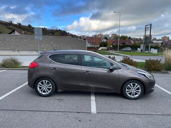 KIA Cee’d 1.6 CRDi Platinum – TOP výbava - 5