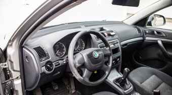 Škoda Octavia 1.6 MPI Ambiente, 75 kW, M5 - 5