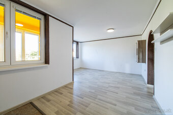 Na predaj priestranný 3-izbový byt v Zákamennom - 5