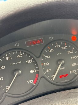 Peugeot 206 1.1E 1/2001 - 5