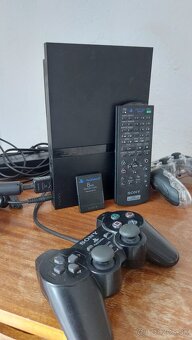 Predám PS2 Slim - 5