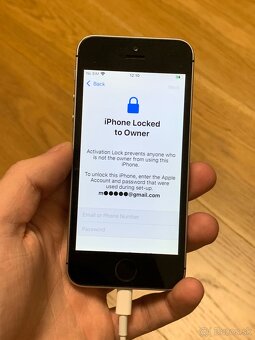 IPhone se 2016 zablokovaný - 5