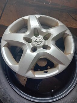 Predám zimné pneumatiky s diskami 205/55R16 - 5