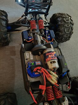Traxxas Summit 1/8 XL MAXX verzia - 5