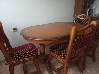 Jedálenský stôl - 5