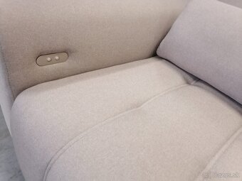 sedacka s elektrickym vysuvom - 5