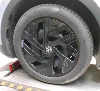 VW ID.4 PRO Perfomance 150kW 77kWh 2022 MATRIX/ŤAŽNÉ/360° - 5