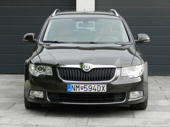 Škoda Superb Combi 3.6 FSI V6 4x4 Elegance DSG - 5