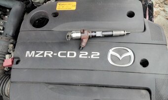 Mazda 6 2.2 D 2011 predám ZADNÉ SVETLO, DVERE, MOTOR R2AA - 5