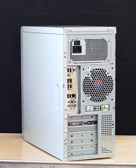 PC Intel Core Duo E6420 ; RAM 3 Gb; HDD 816 Gb; Ati Radeon 5 - 5