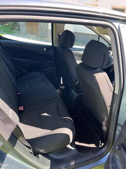 Peugeot 308, benzin 1,6 / 88 KW - 5