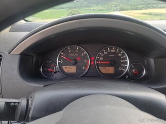 Nissan Pathfinder - 5