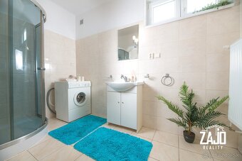 Priestranný RD s dvoma bytovými jednotkami Trenčín - 5