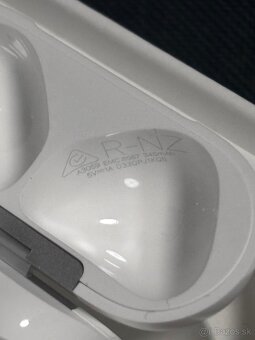 Apple AirPods 4 ANC - nepoužívané - 5