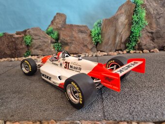 Prodám model 1:18 Indycar Penske - 5
