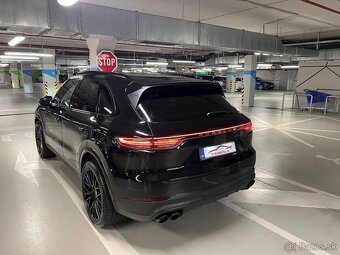Porsche Cayenne 2019 - 5