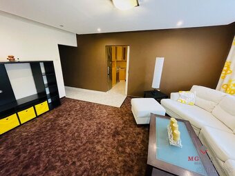 Na predaj 3-izbový veľkometrážny byt – Partizánske, 77 m² + - 5